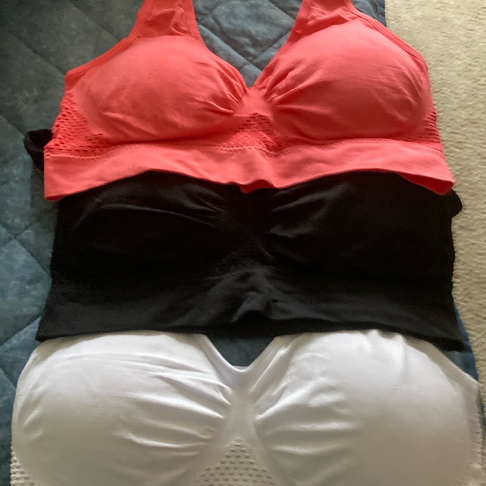Women’s soft and support bra’s, three piece set
